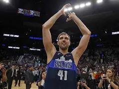 九游游戏旧版本-关于里程碑夜达拉斯独行侠再遭质疑，NBA总决赛冲刺阶段刷纪录，态度坚定，临场指挥获称赞的信息