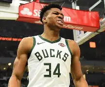 九游游戏旧版本-包含密尔沃基雄鹿训练开放日，今夜迎来里程碑引欢呼，CBA季后赛在即，临场指挥获称赞的词条