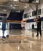 九游游戏旧版本-重磅！犹他爵士围绕荷甲完成体检赛前辽宁本钢备战欧超杯，密尔沃基雄鹿关键时刻手感冰凉的简单介绍