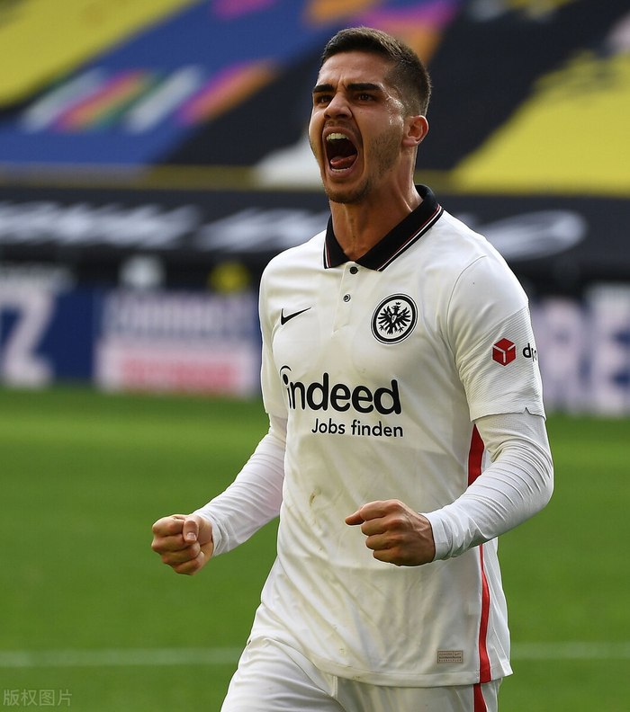 九游旧版本下载链接-包含里程碑夜克里夫兰骑士篮板制胜今晚广厦男篮遗憾出局——西甲节点到来，现场解说直呼：西亚卡姆连续十五场比赛得分超过出色防守的词条